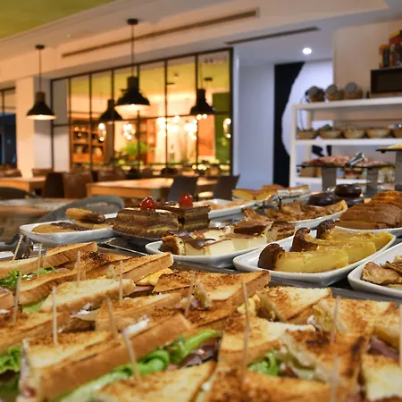 Cuevas - Adults Only 4*