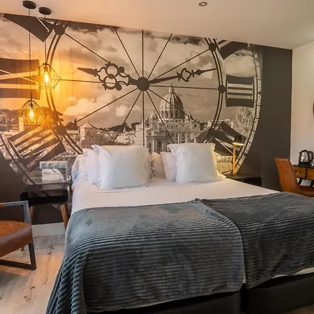 Cuevas - Adults Only Santillana del Mar