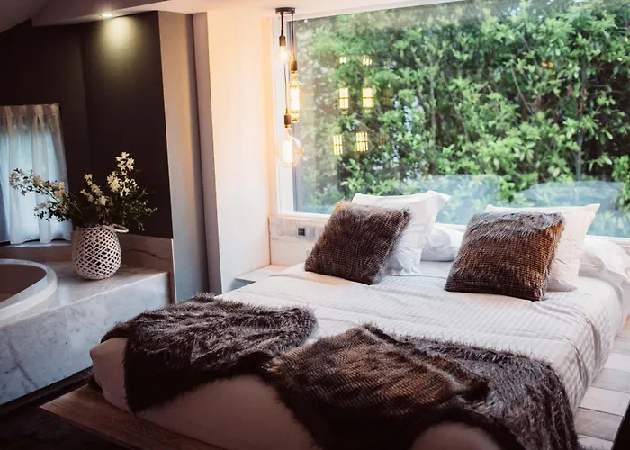 Cuevas - Adults Only