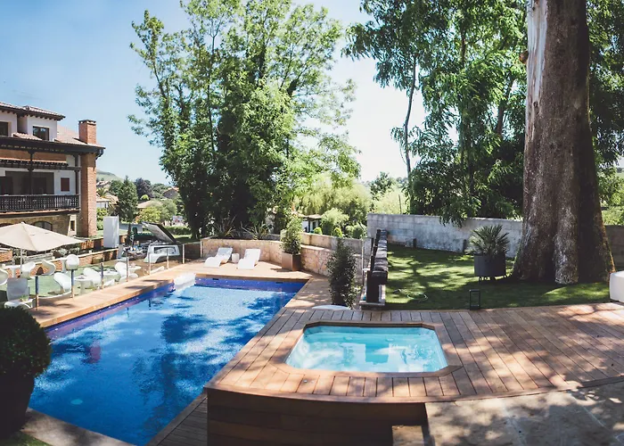 Cuevas - Adults Only 4* Santillana del Mar