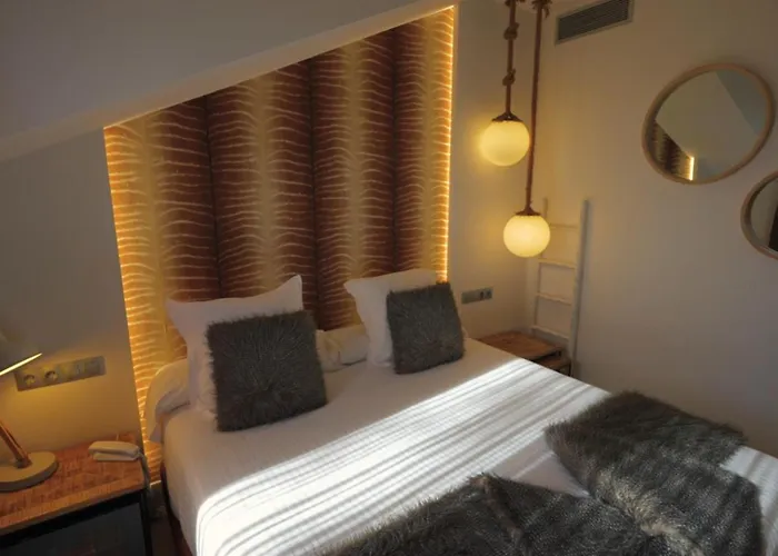 Cuevas - Adults Only Santillana del Mar