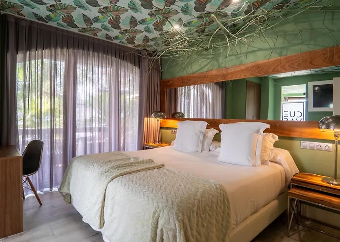 Cuevas - Adults Only 4* Santillana del Mar